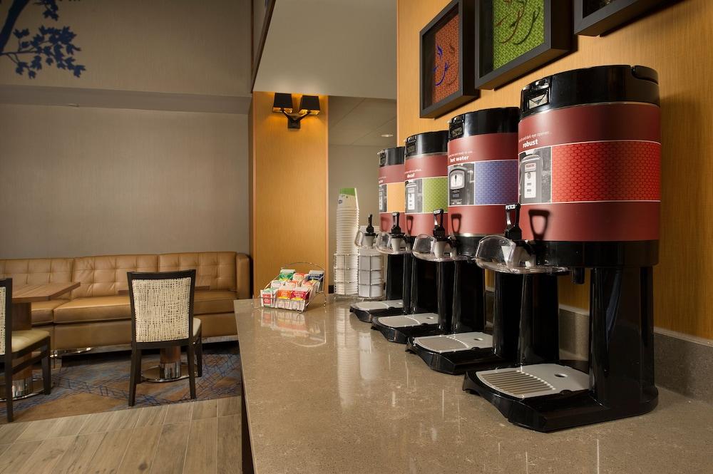 Hampton Inn & Suites Baltimore/Woodlawn Zewnętrze zdjęcie