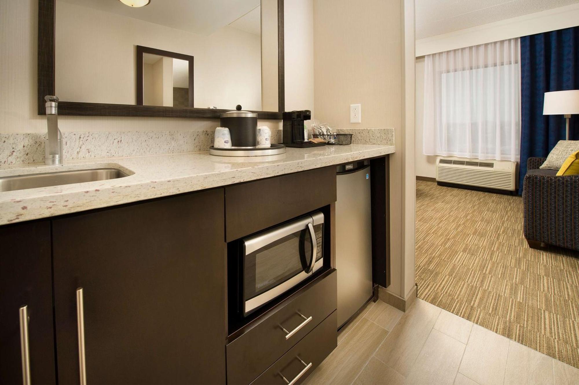 Hampton Inn & Suites Baltimore/Woodlawn Zewnętrze zdjęcie