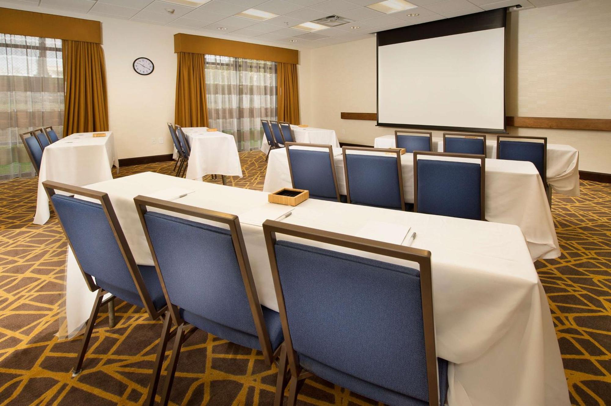 Hampton Inn & Suites Baltimore/Woodlawn Zewnętrze zdjęcie